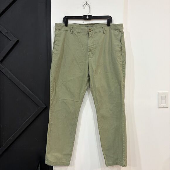 Old Navy Other - Old Navy Green Slim Fit Built In Flex Chino Pants 38 x 30